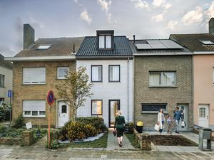 Voorgevel van nieuwbouw woningen te Brugge (Sint-Michiels) realisatie van Transparant Projects